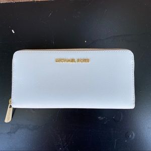 MICHAEL KORS White wallet